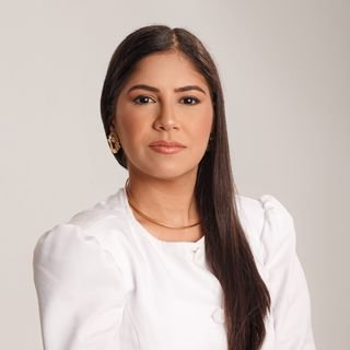 Dra. Camila Lima