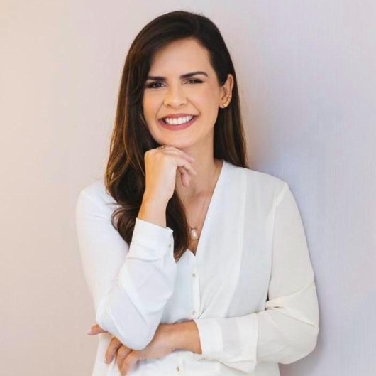 Dra. Patricia de Sá Cavalcante