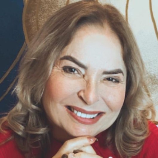 Dra. Regina Elizabeth Teixeira Barreto de Azevedo