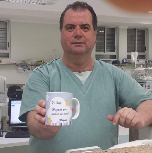 Dr. Carlos Augusto Amaral Neife