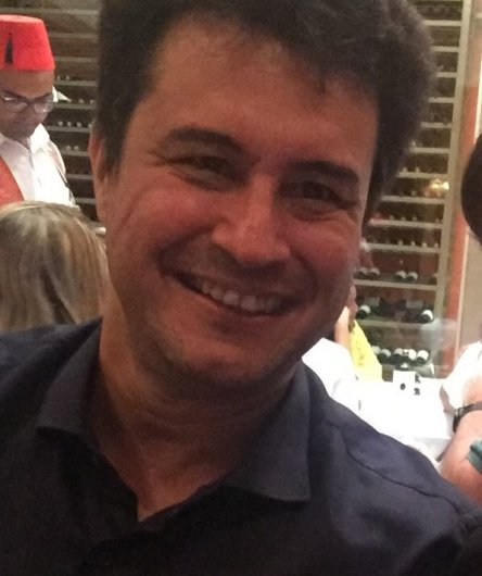 Dr. Fabio Carreira