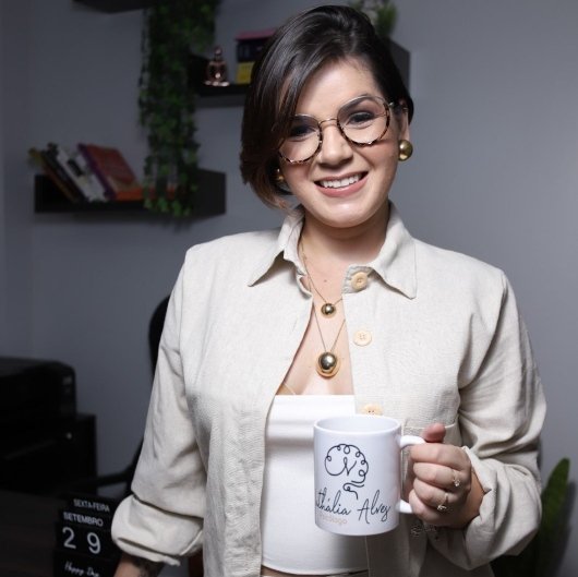 Dra. Nathalia Alves