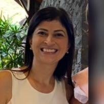 Dra. Cristiane Calixto