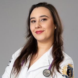 Dra. Mariane Zerek Capraro