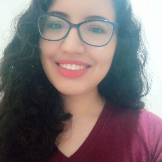 Dra. Julia Coelho Gonçalves