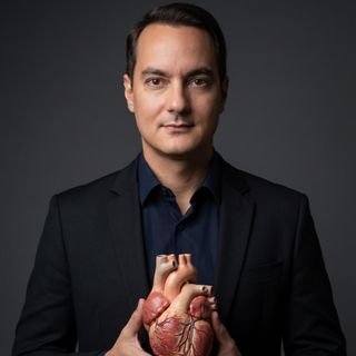 Dr. Felipe Augusto Ferreira Vitorio