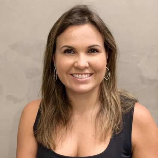 Dra. Letícia Martinez