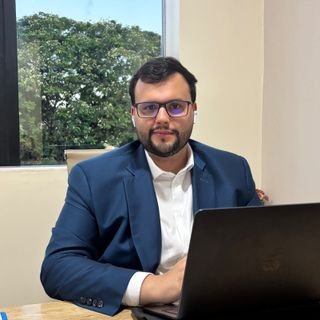 Dr. Leonardo Diniz