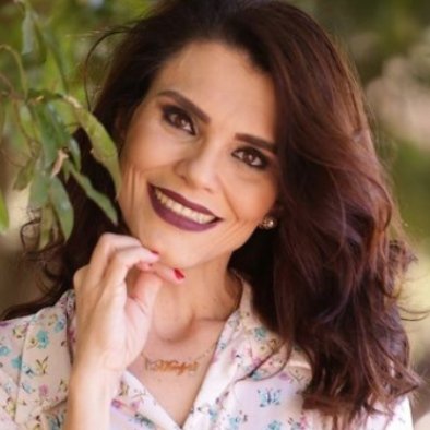 Dra. Maely Lima