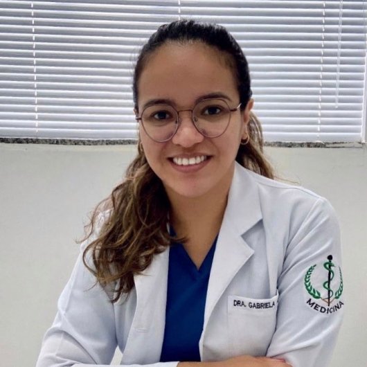 Dra. Gabriela Angiole