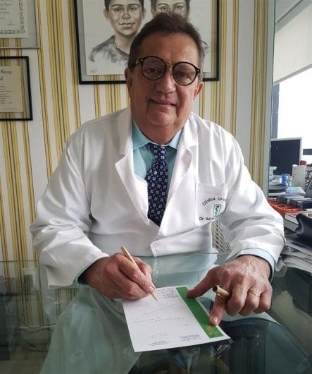 Dr. Francisco Savio Araujo Barbosa