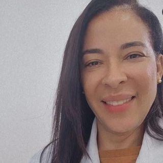 Monique Goncalves E Silva
