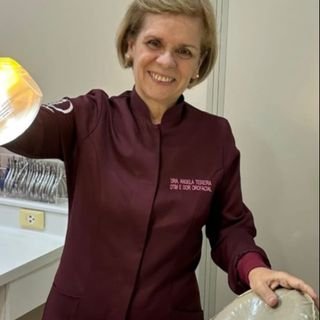 Dra. Angela Teixeira