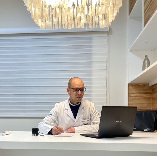 Dr. Jônatas Laurindo Giacomini