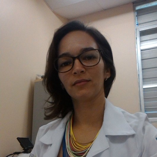 Dra. Karoline Dantas de morais