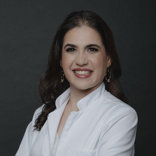 Dra. Zaira Nicolau