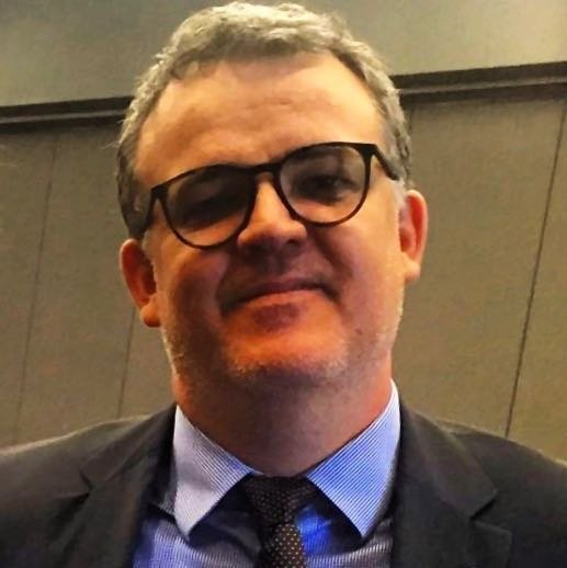 Dr. Marcelo Mandelli