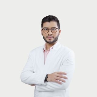 Dr. Mateus de Souza Castro