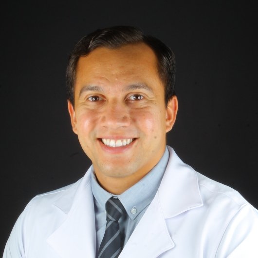 Dr. Renan Trindade