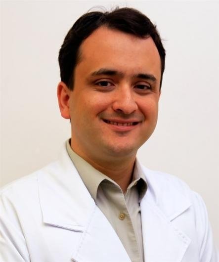 Dr. André Meireles Borba