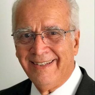 Dr. Salvador Vieira de Souza