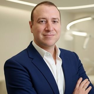 Dr. Sander Escobar