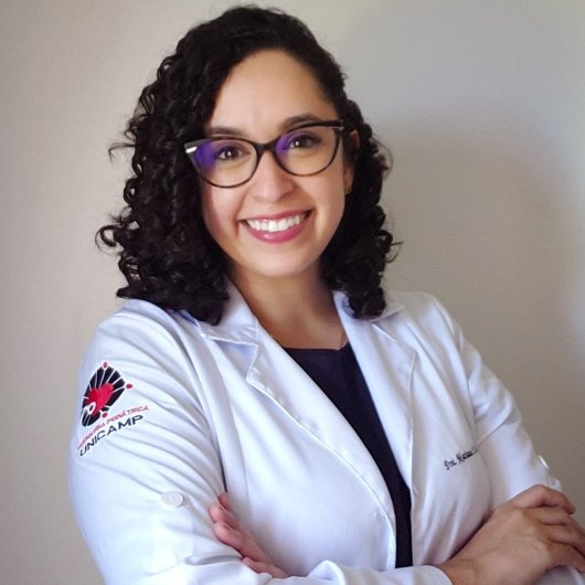 Dra. Mariana Abreu de Andrade