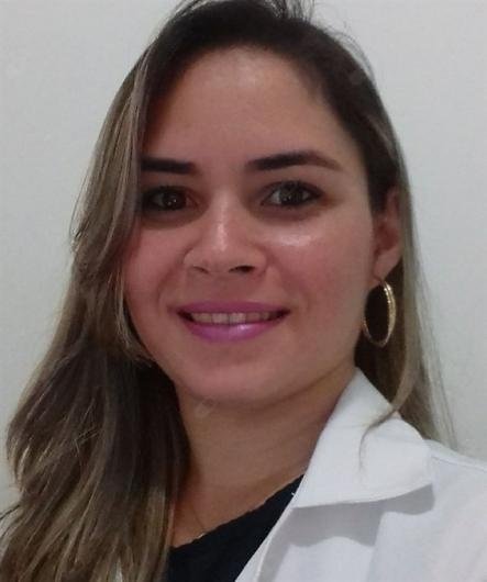Elane de Oliveira Leite