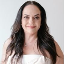 Dra. Renata Louredo Rodrigues