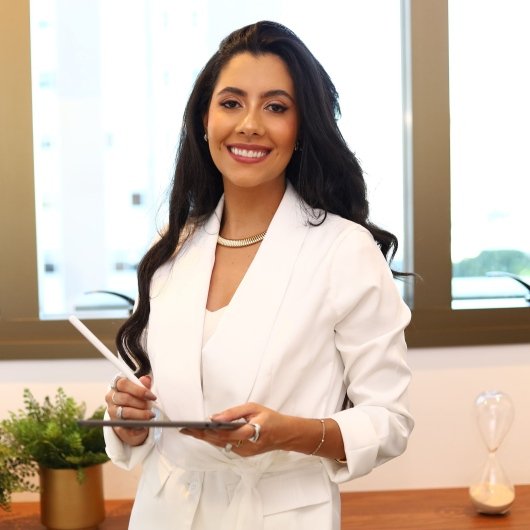 Dra. Ana Paula Furtado Santos