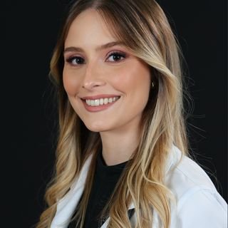 Dra. Fernanda Junqueira