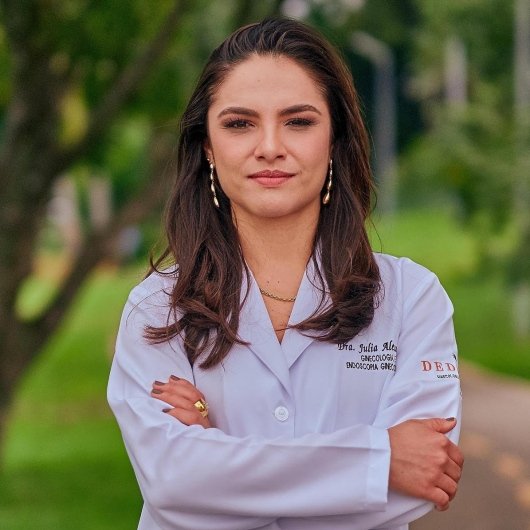 Dra. Julia Alessandra Ferreira