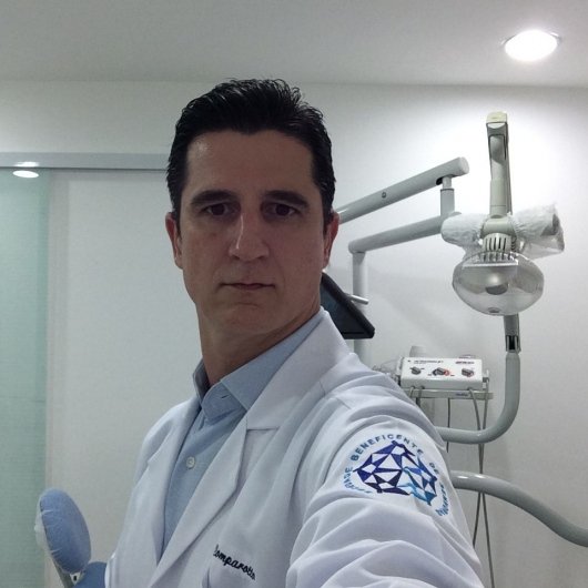 Dr. Alexandre Castanho Comparotto