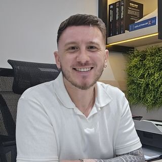 Dr. Nathan Marostica Catolino