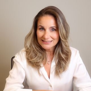 Dra. Ana Lucia Juncken