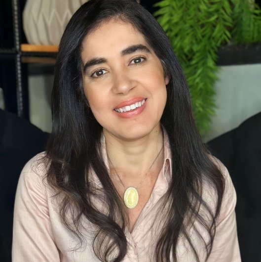 Dra. Solange de Sousa Andrade