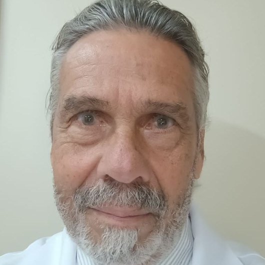 Dr. Max Augusto Velon