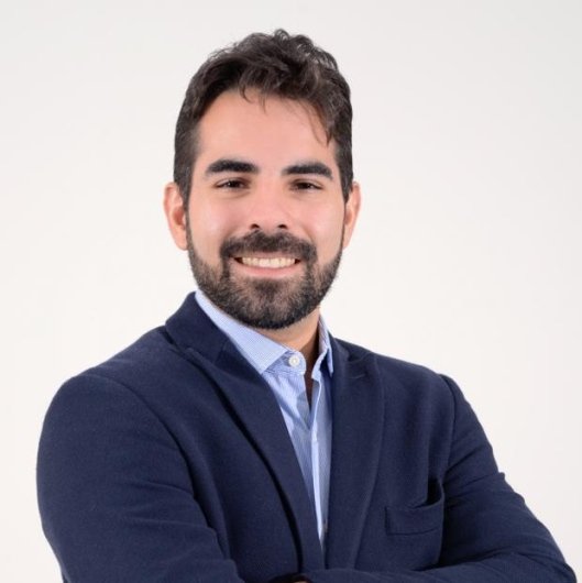 Dr. Airton Casé