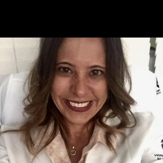 Dra. Viviane Vasconcellos Khouzan