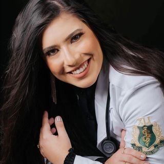Dra. Ana Carolina Pessoa de Mello Pinheiro