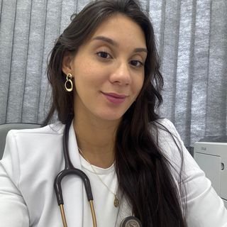 Dra. Maria Julia Soares