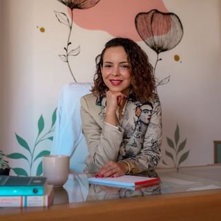 Dra. Tatiane Vasconcelos