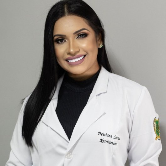 Dra. Deisiane Souza