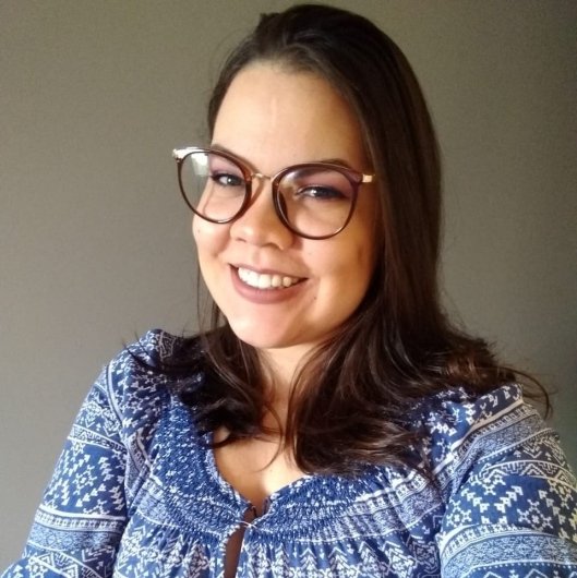 Dra. Leticia Diniz Morais