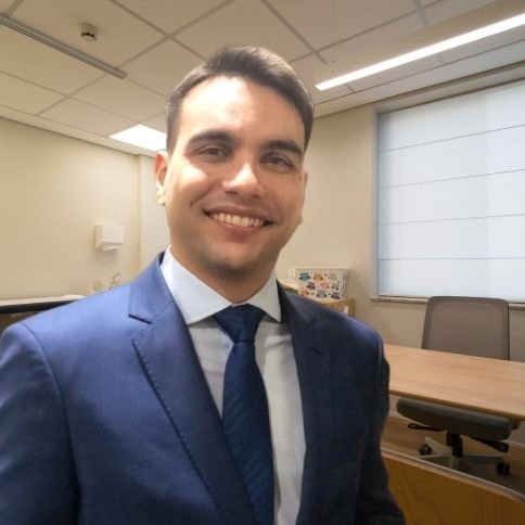 Dr. Renato Cerqueira