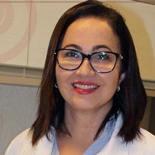 Dra. Lory Silveira