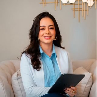 Dra. Ana Luiza Batista