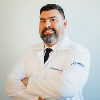 Dr. Ricardo Sprenger Falavinha Junior