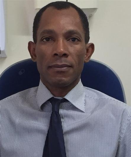 Dr. Edvaldo Therio Do Bomfim