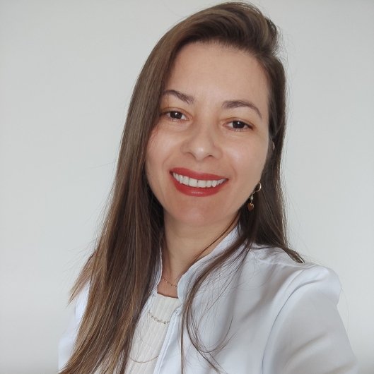 Dra. Simonia Novaes